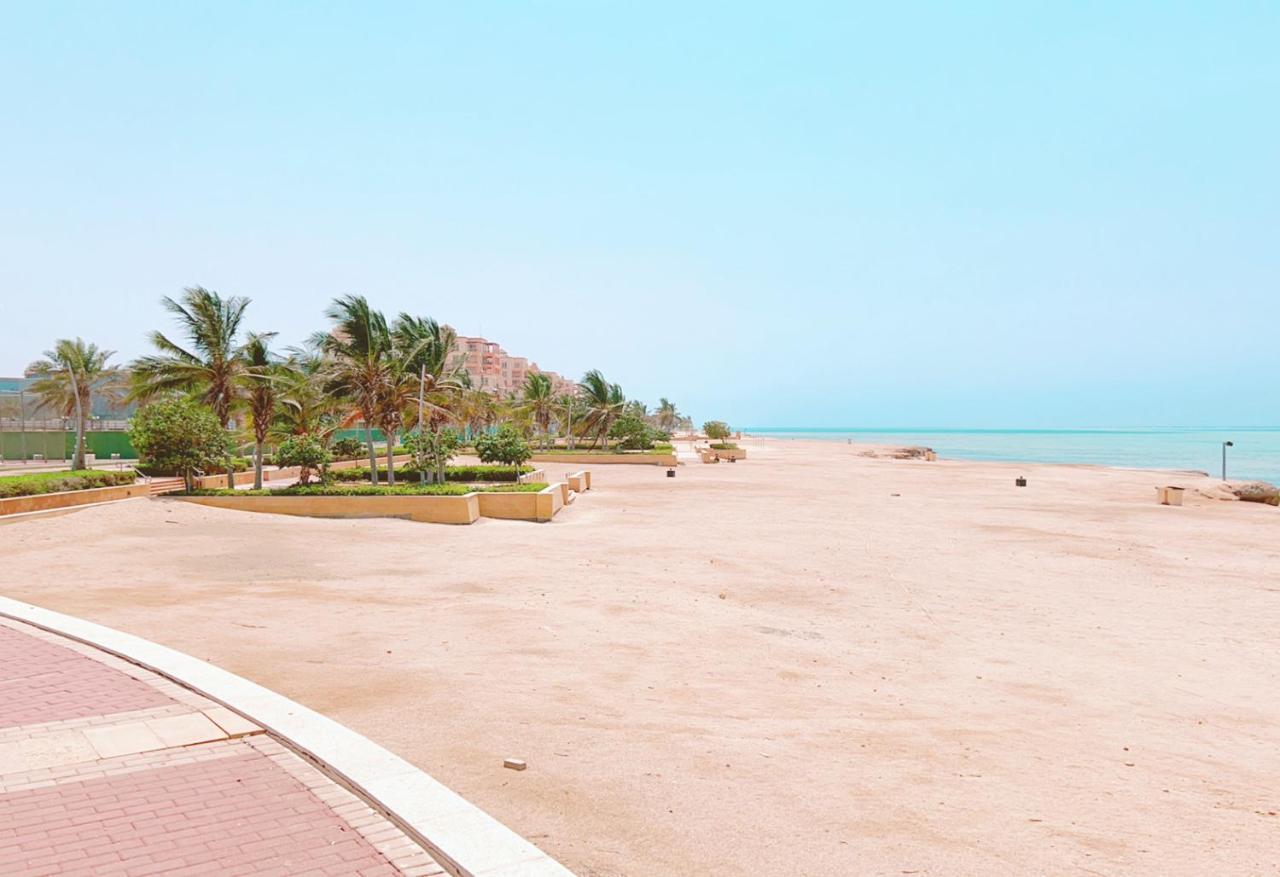 سمكه بيتش 4 غرف أبراج الشاطئ اطلاله على البحر مباشره عوائل فقط King Abdullah Economic City